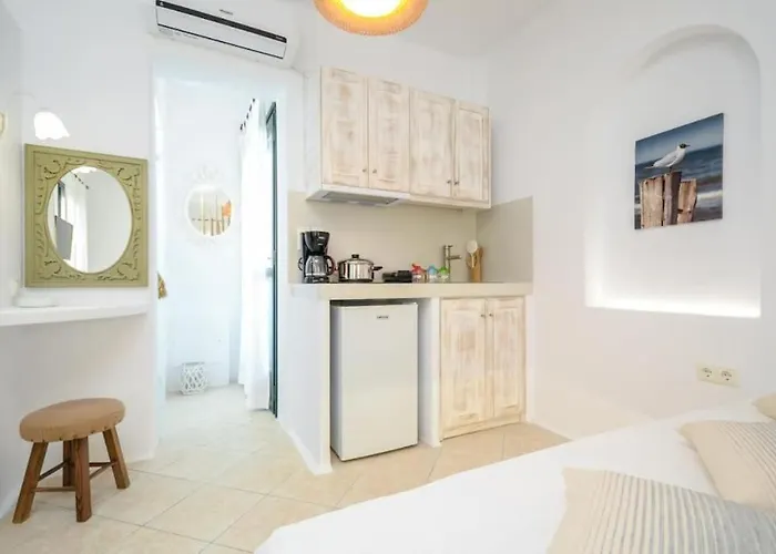 La Luna Suite, Naxos Town Center *