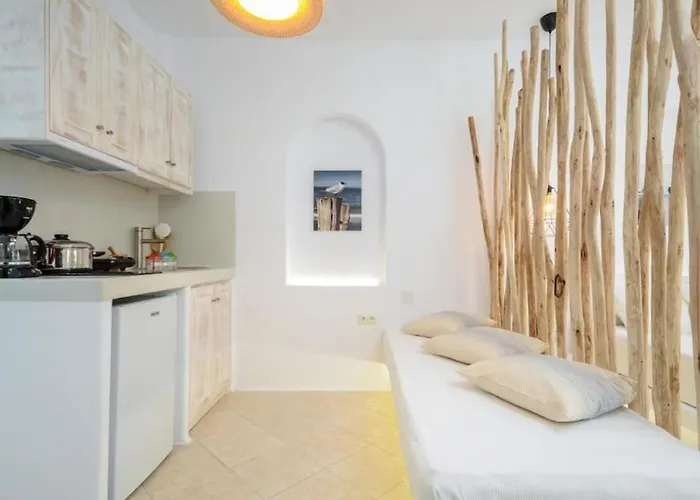 La Luna Suite, Naxos Town Center Апартаменты *