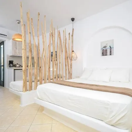 La Luna Suite, Naxos Town Center