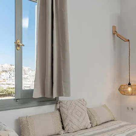 La Luna Suite, Naxos Town Center